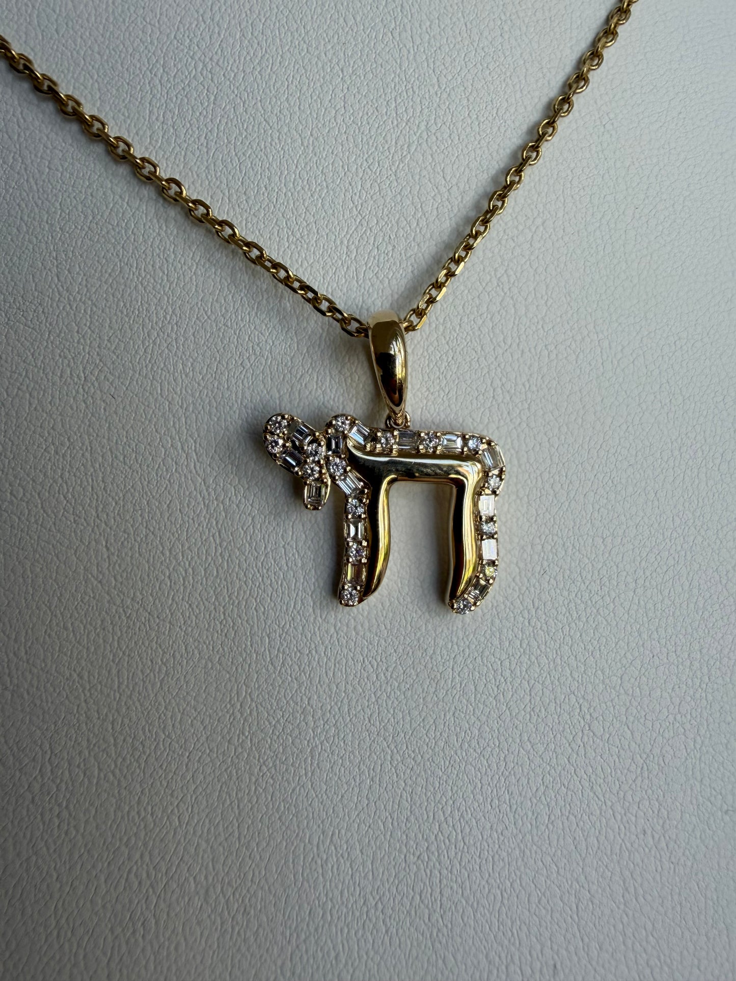 Diamond Chai Stunner