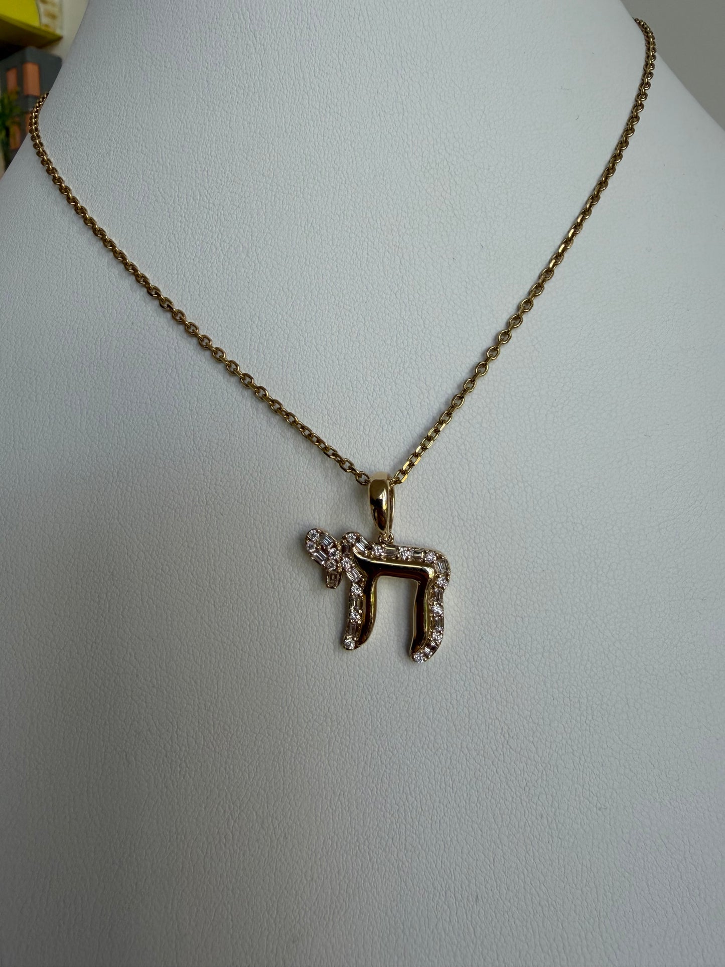 Diamond Chai Stunner