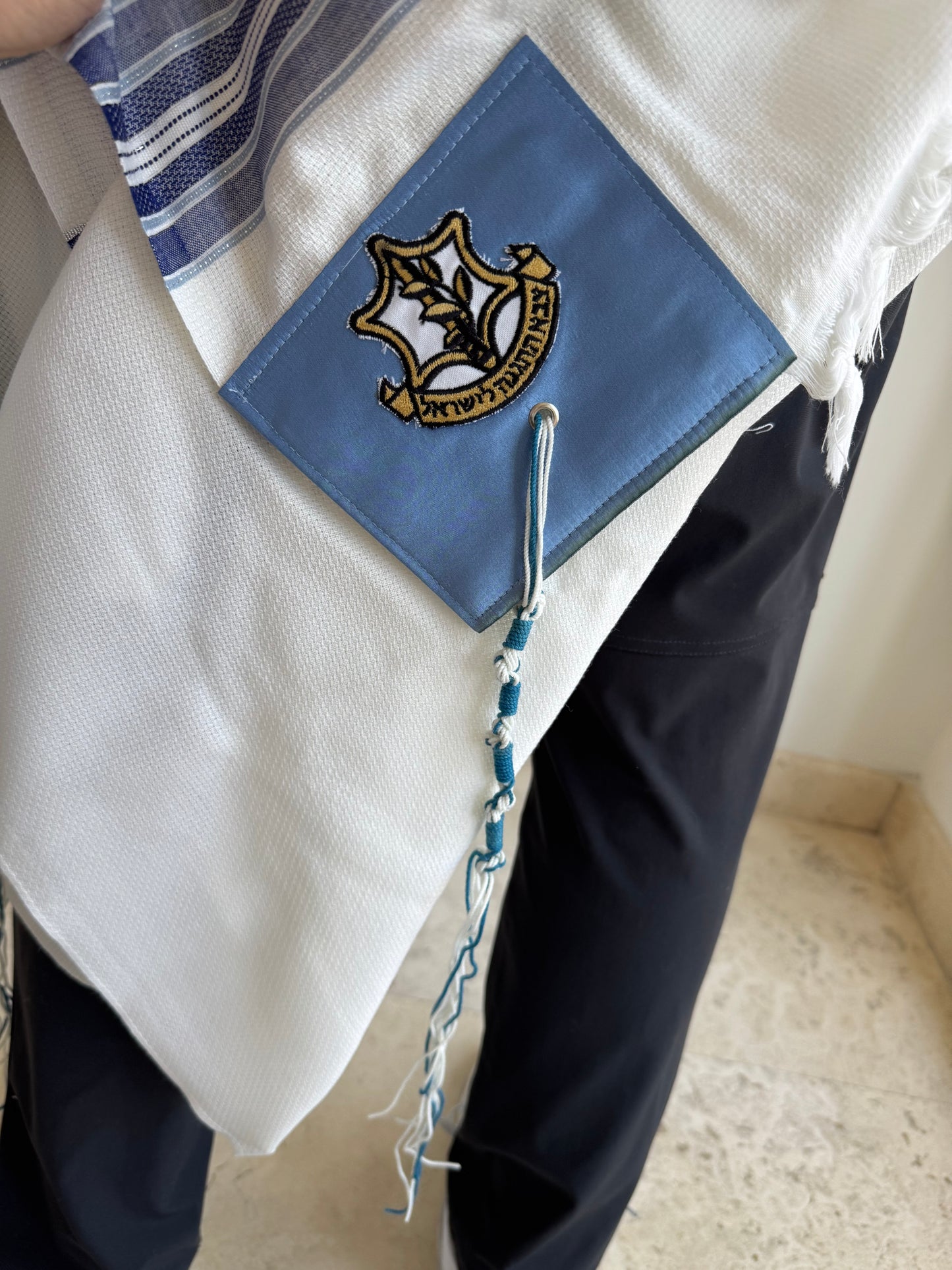 Talit, Shema Israel Hashem, with velvet bag