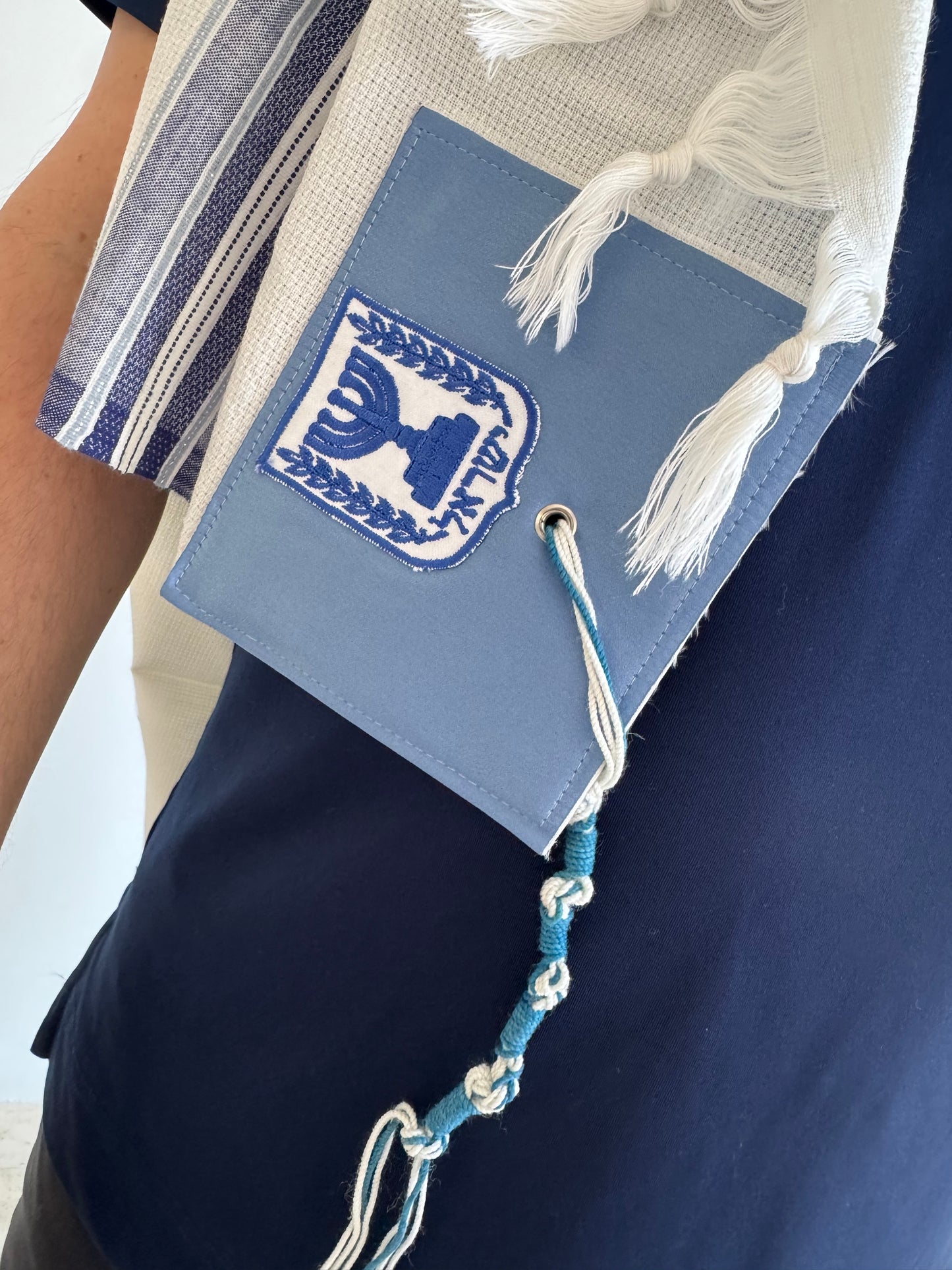 Talit, Shema Israel Hashem, with velvet bag
