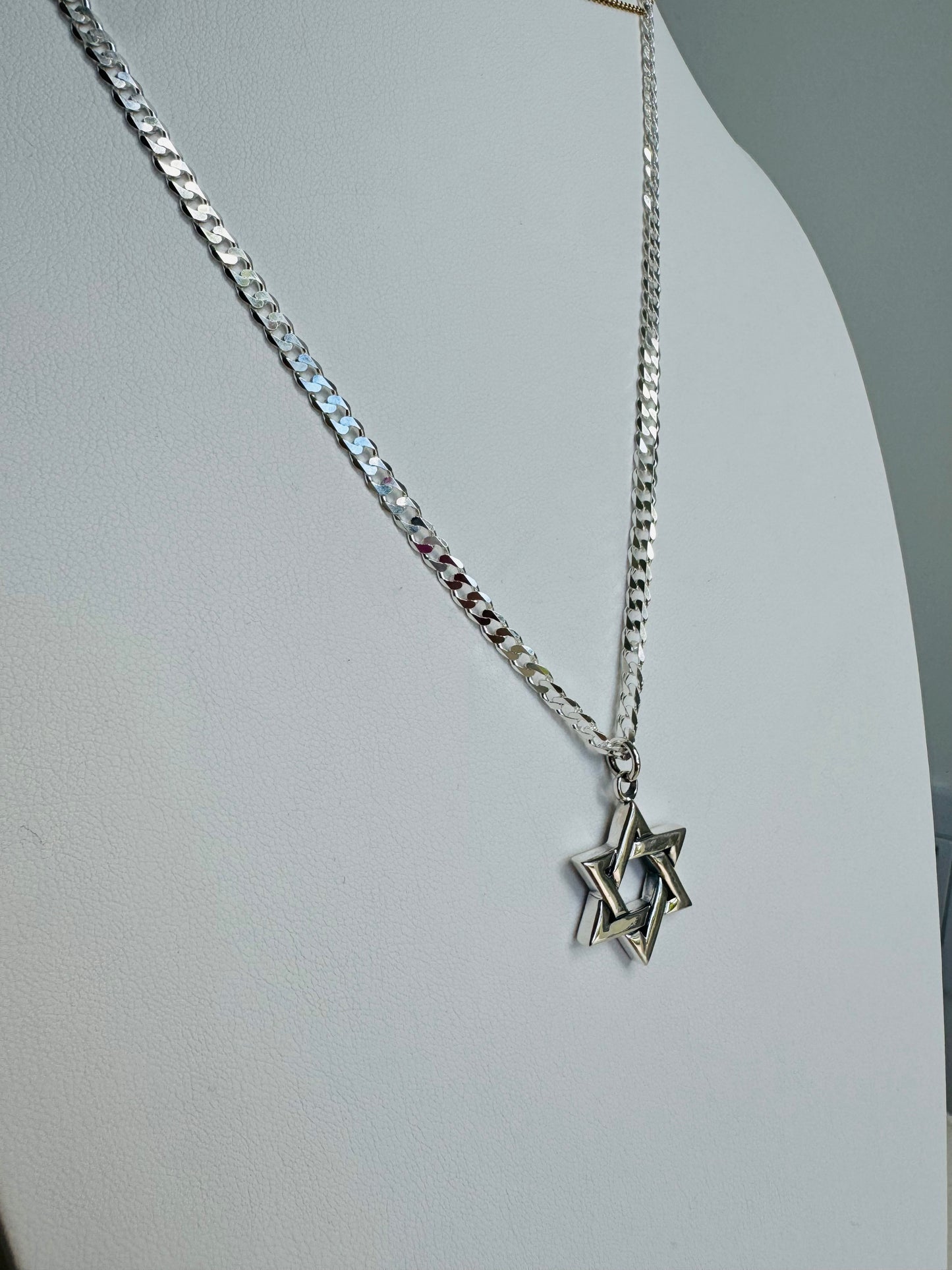 925 Silver Chunky & Defined Magen David